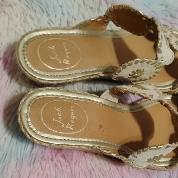 Jack Rogers Luccia Wedge Sandals W Gold Floral Accents Sz.9 Barely Worn #52