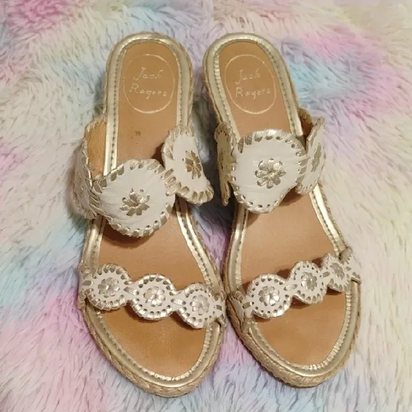 Jack Rogers Luccia Wedge Sandals W Gold Floral Accents Sz.9 Barely Worn #52