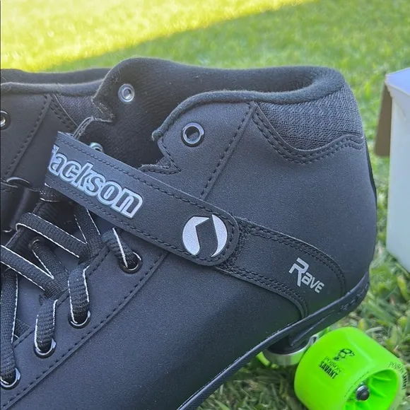 Jackson Black Roller Skates for Men