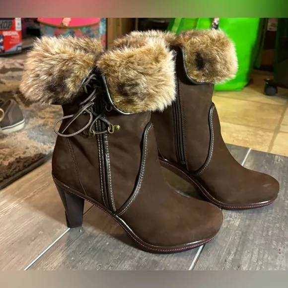 Jambu OSLO Fur Trim Heel BootsBrown Suede