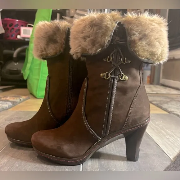 Jambu OSLO Fur Trim Heel BootsBrown Suede