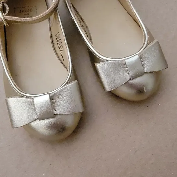 JANIE &amp; JACK Gold Mary Jane Round toe ballerina flats Size 4 toddlers