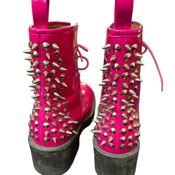 Jeffrey Campbell “8th street” patent combat boot RARE in hot pink - size 9 M
