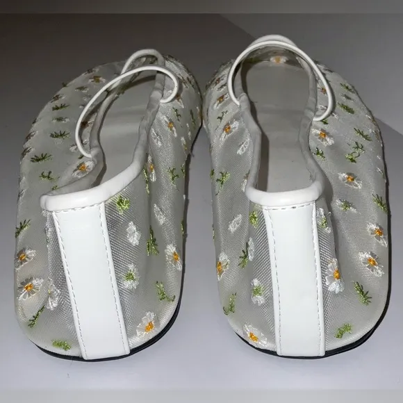 Jeffrey Campbell Floral Mesh Flats - size 9 - new/no box - embroidered daisies