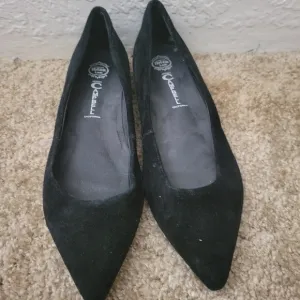 Jeffrey Campbell Pointy Toe Flats Size 7