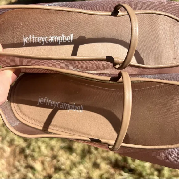 Jeffrey Campbell Swan Lake‎ Mesh Flats Taupe Blush Color Size 9.5