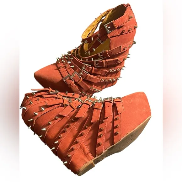 Jeffrey Campbell Zip 2 Stud Brick Red Wedge Women's Size 9
