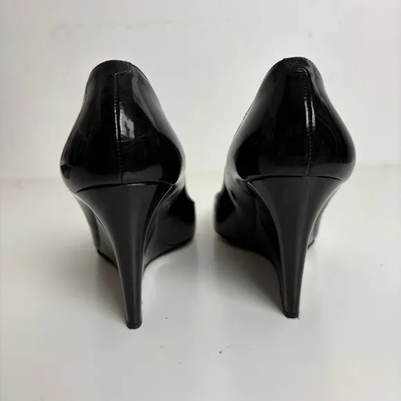 Jimmy Choo Heels Black Patent Leather Peep Toe Wedge Shoes Size 39