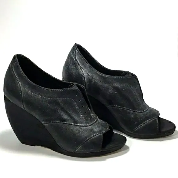 Joe's Jeans Cristy Open Toe Wedge Booties In Charcoal Size 8
