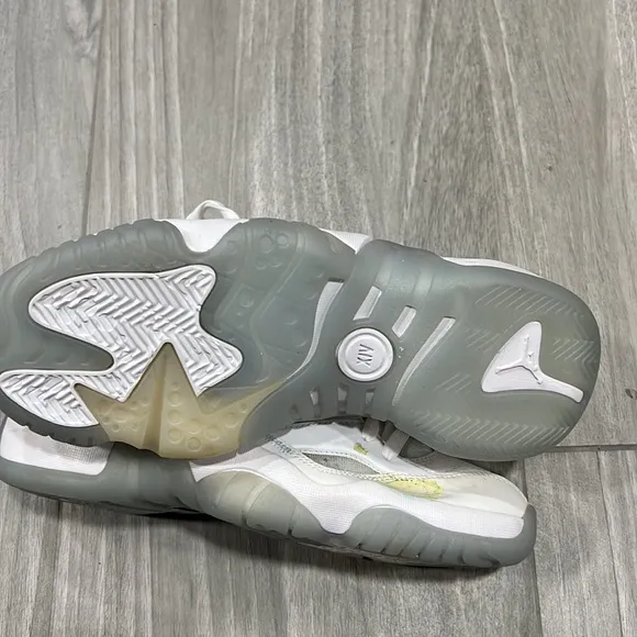 Jordan Jumpman Two Trey