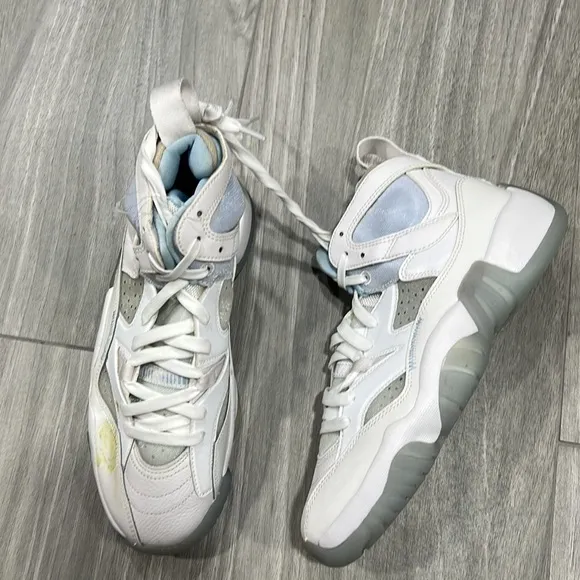 Jordan Jumpman Two Trey