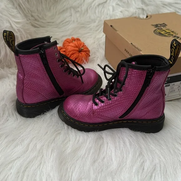 JUNIOR 1460 REPTILE EMBOSS LACE UP BOOTS