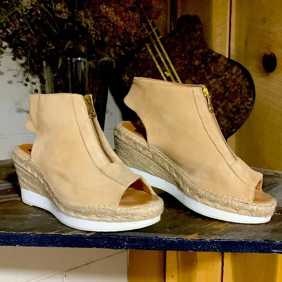 Kanna Platform Wedges