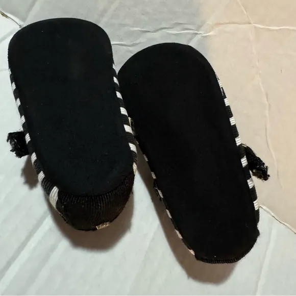 Kate Spade infant shoes