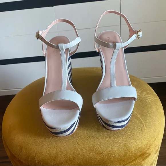 Kate Spade New York Deacon Lobster Embroidered Wedges Size 10