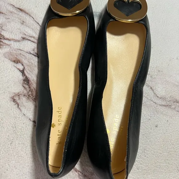 KATE SPADE NEW YORK Nera Reva Women’s Black Round Toe Slip On Flats 5M