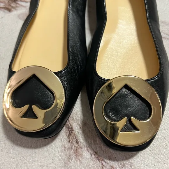 KATE SPADE NEW YORK Nera Reva Women’s Black Round Toe Slip On Flats 5M