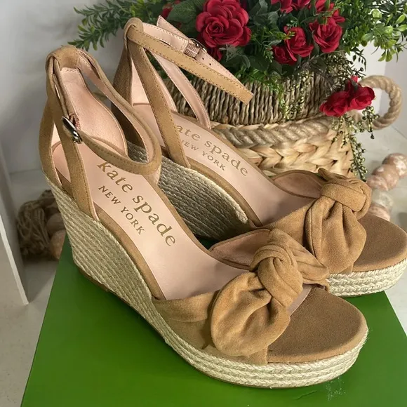 Kate Spade New York Tianna Platform Wedges Sz 9.5 Medium Biscotti