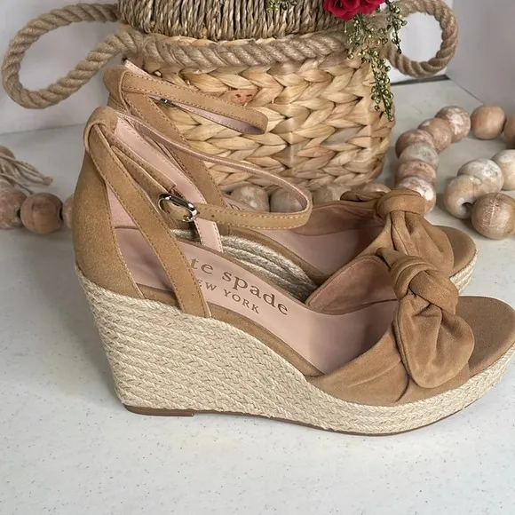 Kate Spade New York Tianna Platform Wedges Sz 9.5 Medium Biscotti