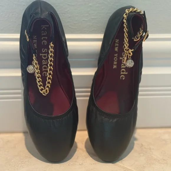 Kate Spade trendy Chain Ankle Strap Flats, size US 7