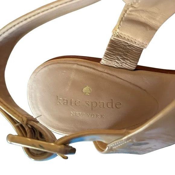 kate spade wedges nude patent leather strap leather wedge large buckle size 8.5