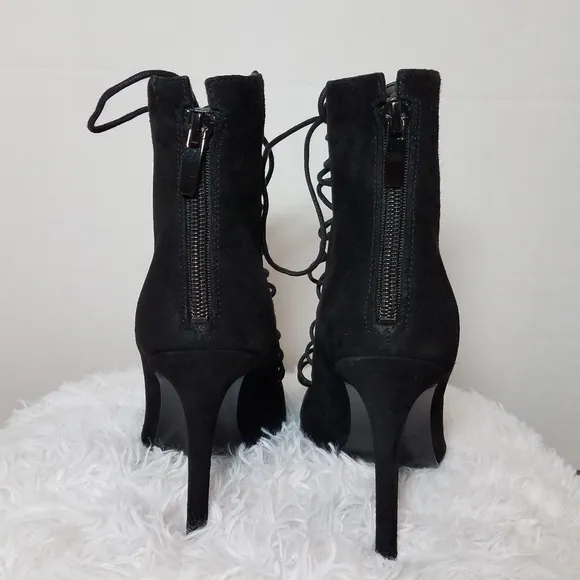 KENDALL &amp; KYLIE Open Lace up BOOTIES