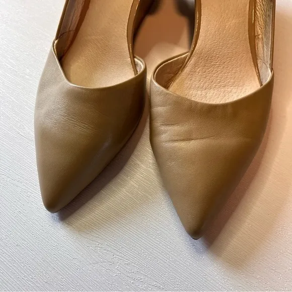 Kenneth Cole Cream/Tan Pointy Toe Wedges Size 8
