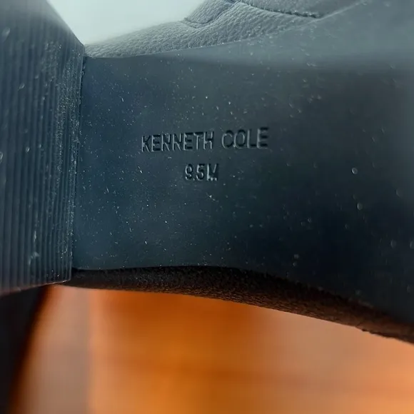 Kenneth Cole Justin Leather Lug Tall Boot Women’s Size 9.5