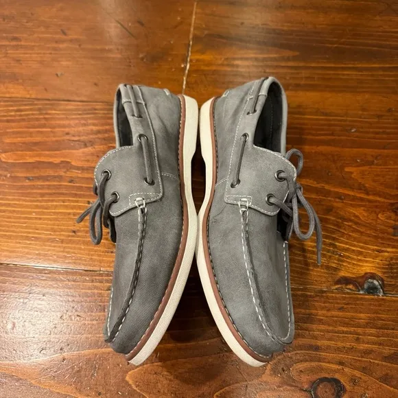 Kenneth Cole-Santon Boat Shoe Size 10