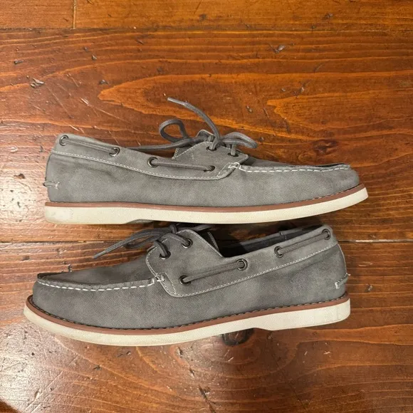 Kenneth Cole-Santon Boat Shoe Size 10