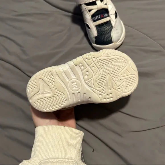 KIDS JORDAN “WHITE MIDNIGHT NAVY” JUMPMAN TWO TRE TD