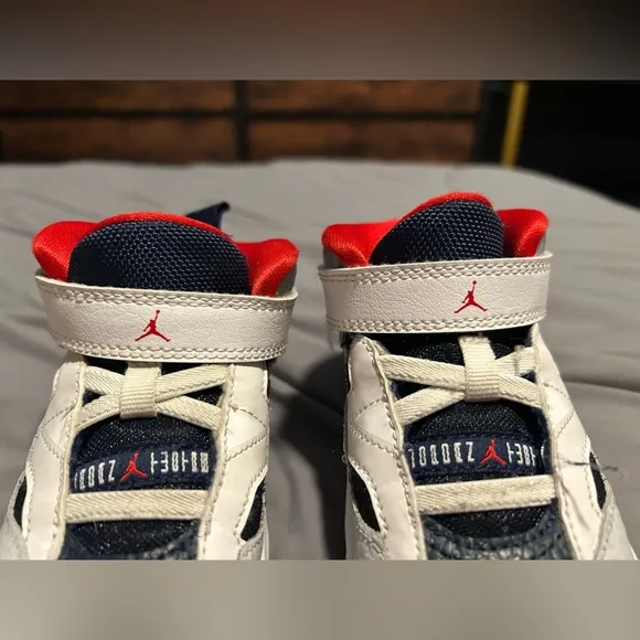 KIDS JORDAN “WHITE MIDNIGHT NAVY” JUMPMAN TWO TRE TD