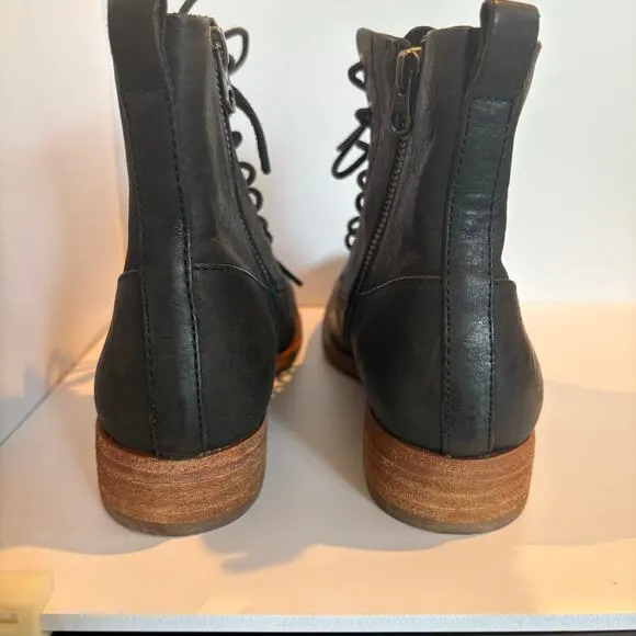 Kork-Ease Violeta Black Lace Zipper Ankle Boots Womens Size 6.5