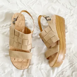 Korks Fraya Wedge Sandal Size 10 New