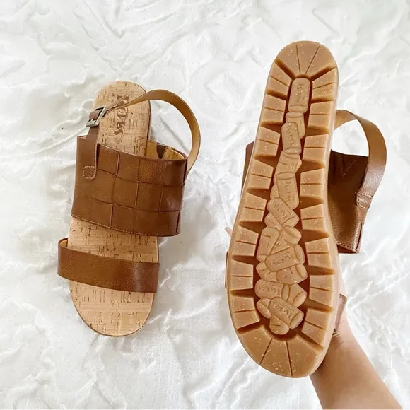 Korks Fraya Wedge Sandal Size 11 New