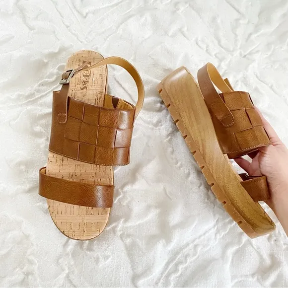 Korks Fraya Wedge Sandal Size 11 New