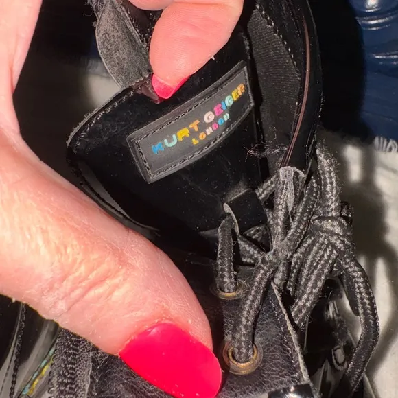 Kurt Geiger Girls Black Patent Leather Boots Size 1