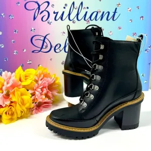 🌹LACE UP HEELED BOOTS