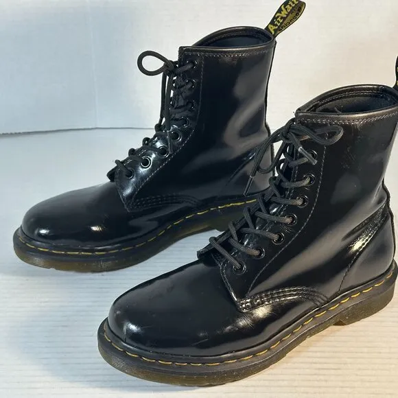 Ladies Size 8 Dr Martens