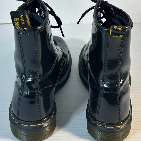 Ladies Size 8 Dr Martens