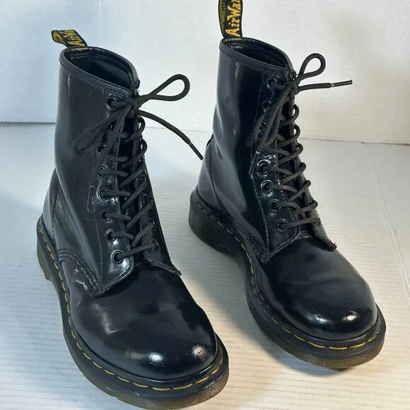 Ladies Size 8 Dr Martens