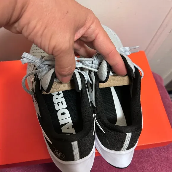 “Las Vegas Raiders ”TEAM Nike “Air Zoom Pegasus”White and Black Running Shoes