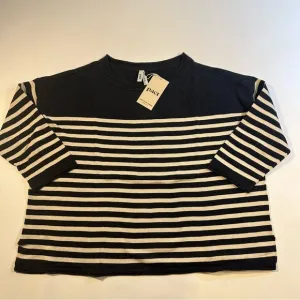 LAST ONE! NWT Pact XL 100% Organic Cotton Classic Fine Knit Gray Stripe Sweater