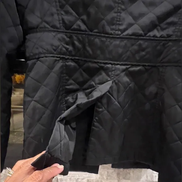Laundry by Design size Medium light jacket
