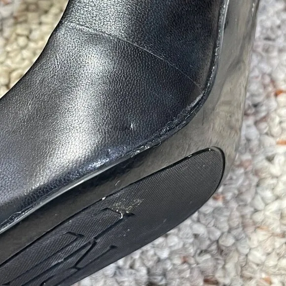 Lauren Ralph Lauren Classic Pump Shoes Heels Black Leather Size 6B