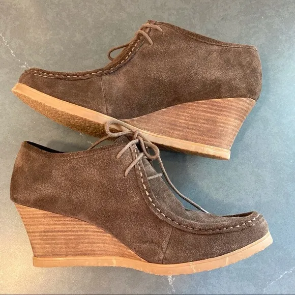 Lauren Ralph Lauren sz 10 Denver brown suede wedge booties chukka
