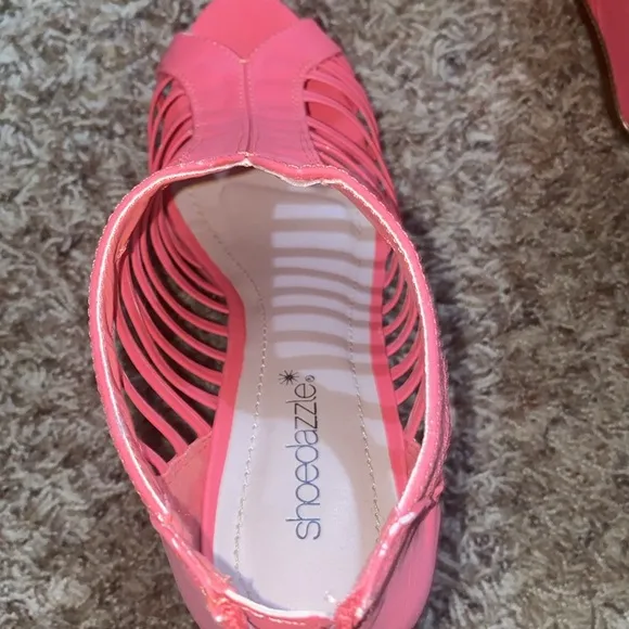 Letta shoedazzle wedges