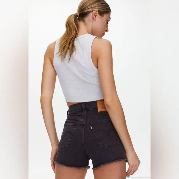Levi Ribcage Shorts in washed black. 28
