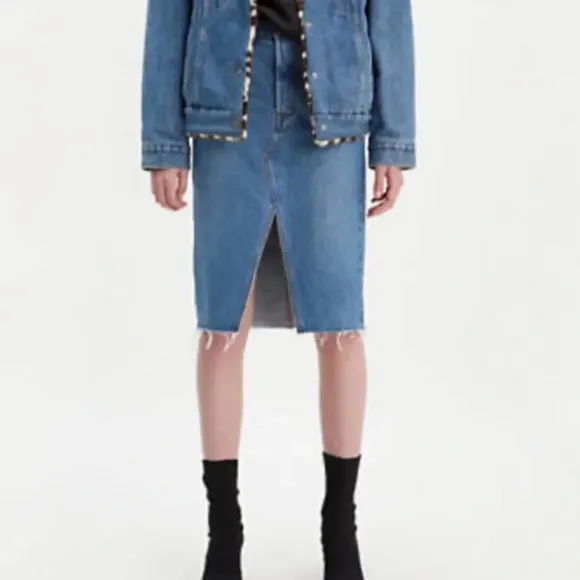 Levi’s Destructed Slit Denim Midi Skirt Size 29