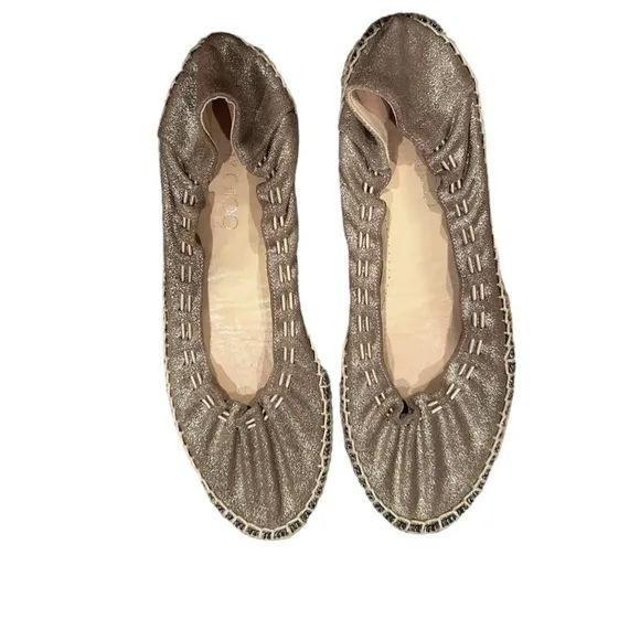 LIKE NEW! JIMMY CHOO DEENA METALLIC MERMAID SHIMMER ESPADRILLE FLATS 38